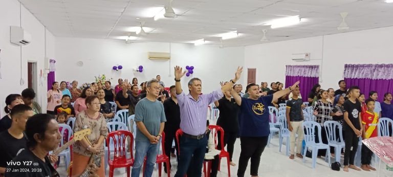 Praise and Worship - Indigenous village