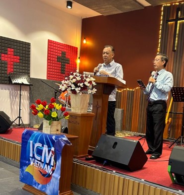 Pastor Tony is sharing the word of God and Rev David is doing the interpretation
